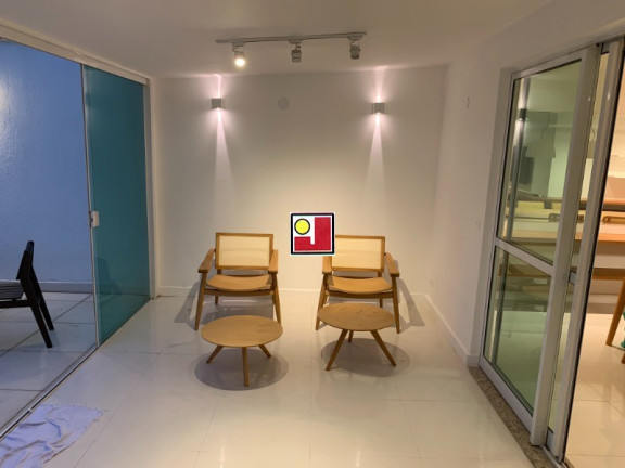 Imagem Imóvel com 4 Quartos à Venda, 330 m² em Barra Da Tijuca - Rio De Janeiro Imagem Imóvel com 4 Quartos à Venda, 330 m² em Barra Da Tijuca - Rio De Janeiro