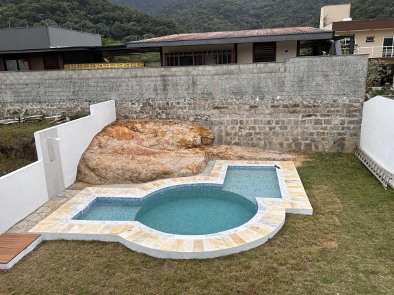 Imagem Casa com 4 Quartos à Venda, 200 m² em Horto - Ubatuba Imagem Casa com 4 Quartos à Venda, 200 m² em Horto - Ubatuba