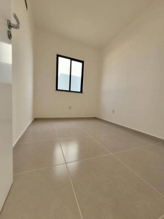 Imagem Casa com 2 Quartos à Venda,  em Feira De Santana