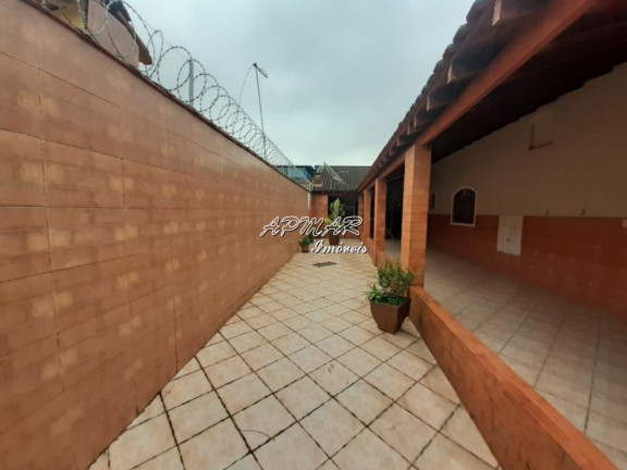 Imagem Casa com 3 Quartos à Venda, 218 m² em Solemar - Praia Grande Imagem Casa com 3 Quartos à Venda, 218 m² em Solemar - Praia Grande