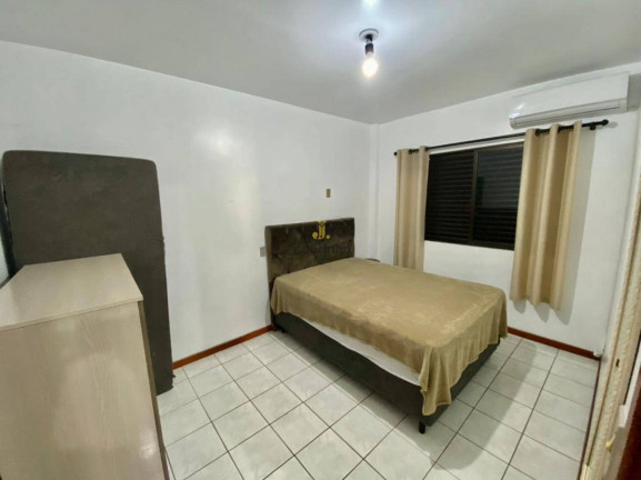 Imagem Apartamento com 3 Quartos para Temporada, 130 m² em Meia Praia - Itapema Imagem Apartamento com 3 Quartos para Temporada, 130 m² em Meia Praia - Itapema