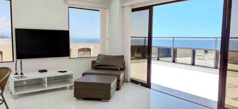 Imagem Imóvel com 4 Quartos à Venda, 331 m² em Riviera - Bertioga