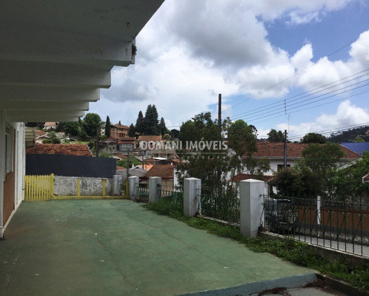 Imagem Imóvel com 4 Quartos à Venda, 317 m² em Região Da Abernéssia - Campos Do Jordão Imagem Imóvel com 4 Quartos à Venda, 317 m² em Região Da Abernéssia - Campos Do Jordão