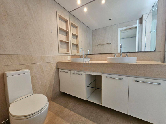 Imagem Apartamento com 3 Quartos à Venda ou Locação, 212 m² em Alphaville - Barueri