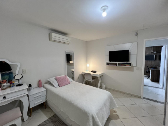 Imagem Casa com 3 Quartos à Venda, 200 m² em São João Do Rio Vermelho - Florianópolis