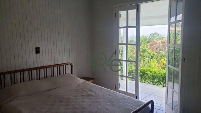 Imagem Casa com 3 Quartos à Venda, 300 m² em Granja Viana Ii - Cotia Imagem Casa com 3 Quartos à Venda, 300 m² em Granja Viana Ii - Cotia