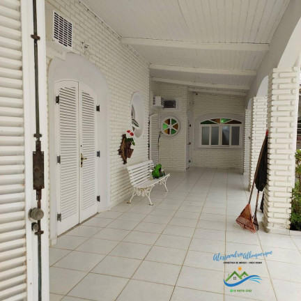 Imagem Casa com 4 Quartos à Venda, 150 m² em Jd Suarão - Itanhaém