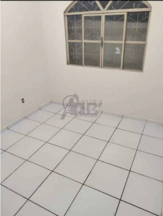 Imagem Casa com 3 Quartos à Venda, em Vila Guilhermina - Montes Claros Imagem Casa com 3 Quartos à Venda, em Vila Guilhermina - Montes Claros
