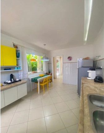 Imagem Casa com 2 Quartos à Venda, 69 m² em Estrada Do Coco - Camaçari Imagem Casa com 2 Quartos à Venda, 69 m² em Estrada Do Coco - Camaçari