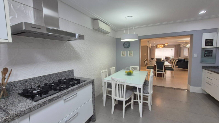 Imagem Apartamento com 4 Quartos à Venda, 198 m² em Boqueirão - Santos