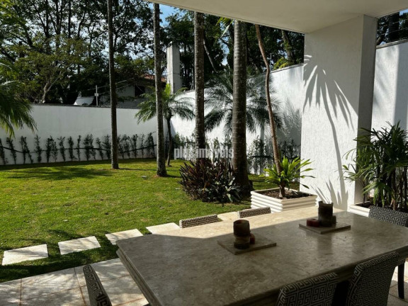 Imagem Casa com 3 Quartos para Alugar, 900 m² em Jardim América - São Paulo Imagem Casa com 3 Quartos para Alugar, 900 m² em Jardim América - São Paulo