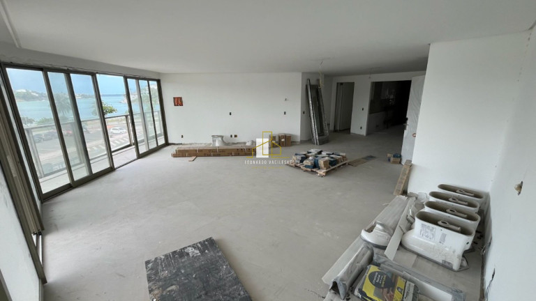Imagem Imóvel com 4 Quartos à Venda, 217 m² em Enseada Do Suá - Vitória Imagem Imóvel com 4 Quartos à Venda, 217 m² em Enseada Do Suá - Vitória