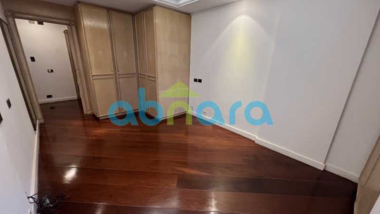Imagem Apartamento com 4 Quartos à Venda, 340 m² em Copacabana - Rio De Janeiro Imagem Apartamento com 4 Quartos à Venda, 340 m² em Copacabana - Rio De Janeiro