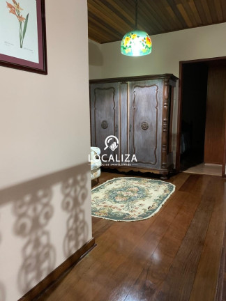 Imagem Casa com 3 Quartos à Venda, 235 m² em Vila Inglesa - Campos Do Jordão Imagem Casa com 3 Quartos à Venda, 235 m² em Vila Inglesa - Campos Do Jordão