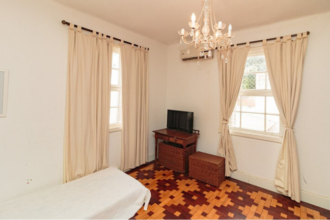 Imagem Apartamento com 3 Quartos à Venda, 117 m² em Petrópolis - Porto Alegre