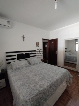 Imagem Casa com 3 Quartos à Venda, 194 m² em Jardim Aeroporto - Guaratinguetá Imagem Casa com 3 Quartos à Venda, 194 m² em Jardim Aeroporto - Guaratinguetá