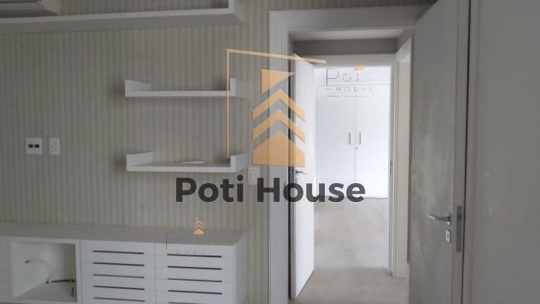 Imagem Imóvel com 4 Quartos à Venda, 170 m² em Petrópolis - Natal