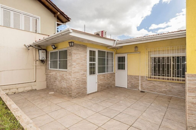 Imagem Casa com 4 Quartos à Venda, 205 m² em Chácara Das Pedras - Porto Alegre Imagem Casa com 4 Quartos à Venda, 205 m² em Chácara Das Pedras - Porto Alegre