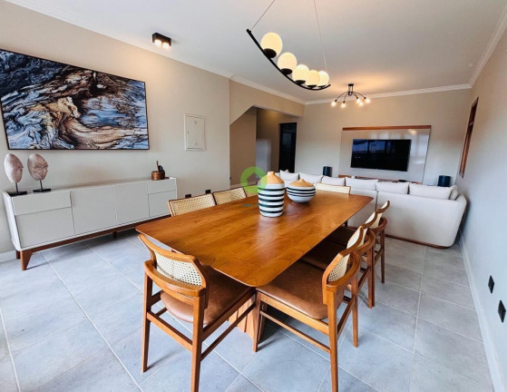 Imagem Casa com 4 Quartos à Venda, 520 m² em Alphaville Residencial Um - Barueri Imagem Casa com 4 Quartos à Venda, 520 m² em Alphaville Residencial Um - Barueri