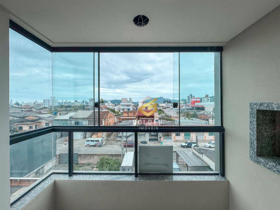 Imagem Apartamento com 2 Quartos à Venda, 55 m² em Areias - Camboriú