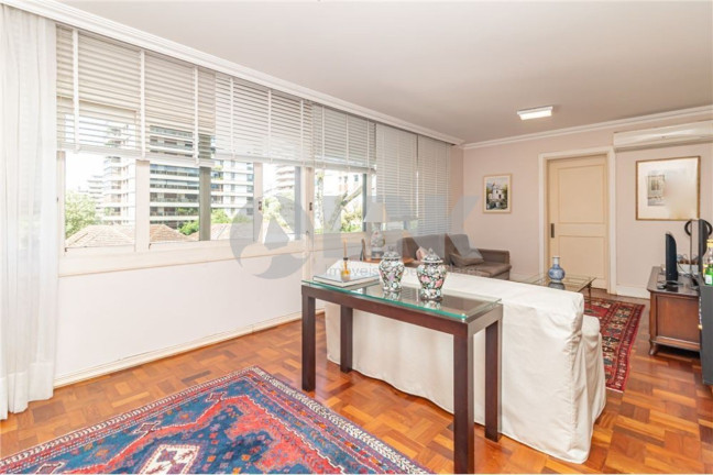 Imagem Apartamento com 3 Quartos à Venda, 144 m² em Moinhos De Vento - Porto Alegre