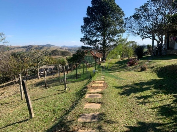 Imagem Chácara com 10 Quartos à Venda, 30.000 m² em Piracaia - Piracaia Imagem Chácara com 10 Quartos à Venda, 30.000 m² em Piracaia - Piracaia