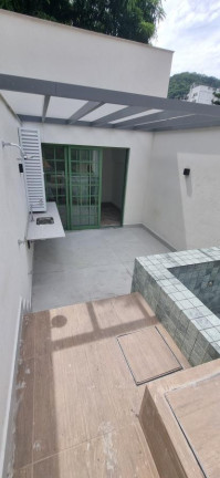Imagem Casa com 2 Quartos à Venda, 90 m² em Lagoa - Rio De Janeiro
