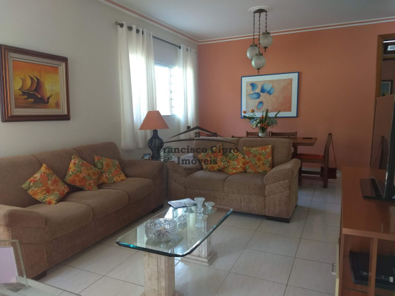 Casa com 3 Quartos à Venda, 174 m² em Village Santana - Guaratinguetá