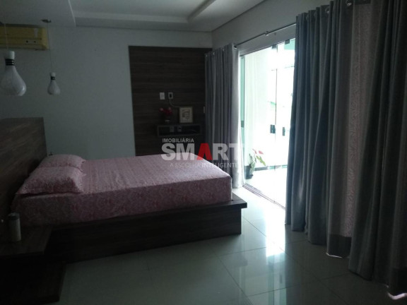 Imagem Casa com 3 Quartos à Venda, 289 m² em Centro - Guaramirim Imagem Casa com 3 Quartos à Venda, 289 m² em Centro - Guaramirim