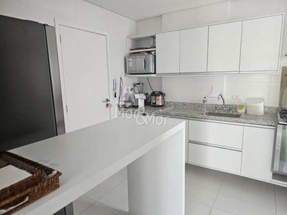 Imagem Apartamento com 3 Quartos à Venda, 176 m² em Pitangueiras - Guarujá