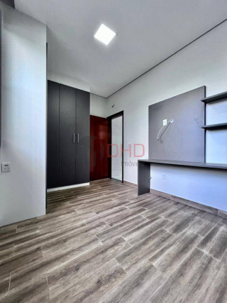 Imagem Casa de Condomínio com 3 Quartos à Venda, 160 m² em Cajuru Do Sul - Sorocaba