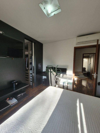 Imagem Casa com 4 Quartos à Venda, 400 m² em Golf Village - Carapicuíba Imagem Casa com 4 Quartos à Venda, 400 m² em Golf Village - Carapicuíba