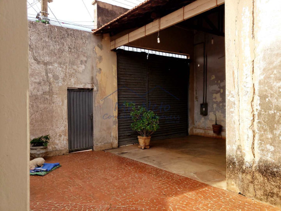 Imagem Casa com 2 Quartos à Venda, 313 m² em Centro - Pirassununga