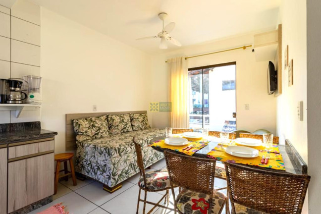 Imagem Apartamento com 2 Quartos para Alugar ou Temporada, 50 m² em Centro - Bombinhas Imagem Apartamento com 2 Quartos para Alugar ou Temporada, 50 m² em Centro - Bombinhas