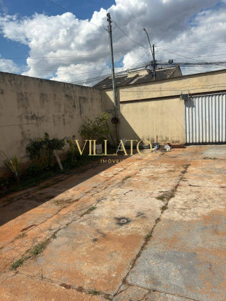 Imagem Casa com 5 Quartos à Venda, 200 m² em Jardim Fonte Nova - Goiânia Imagem Casa com 5 Quartos à Venda, 200 m² em Jardim Fonte Nova - Goiânia