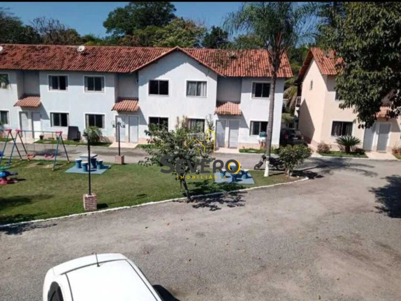 Casa de Condomínio com 2 Quartos à Venda, 55 m² em Arsenal - São Gonçalo