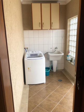 Imagem Casa de Condomínio com 3 Quartos à Venda, 320 m² em Taubaté Village - Taubaté Imagem Casa de Condomínio com 3 Quartos à Venda, 320 m² em Taubaté Village - Taubaté