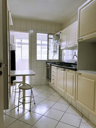 Imagem Apartamento com 3 Quartos à Venda, 121 m² em Centro - Florianópolis Imagem Apartamento com 3 Quartos à Venda, 121 m² em Centro - Florianópolis