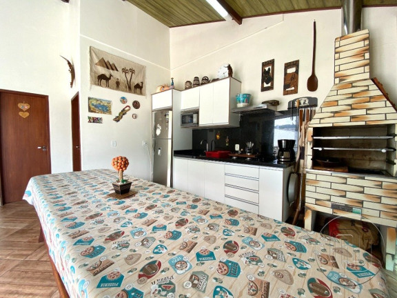Imagem Casa com 3 Quartos à Venda, 170 m² em Bom Viver - Biguaçu
