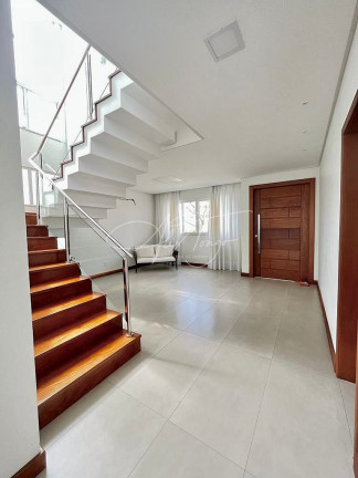 Imagem Casa com 3 Quartos à Venda, 300 m² em Manguinhos - Serra Imagem Casa com 3 Quartos à Venda, 300 m² em Manguinhos - Serra