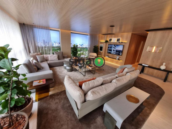 Apartamento com 3 Quartos à Venda, 178 m² em Jardins - São Paulo