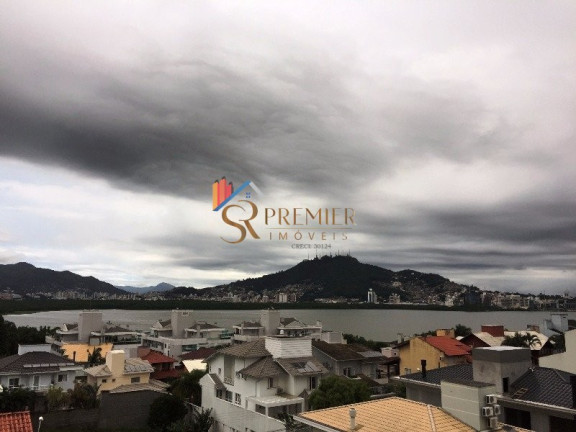 Imagem Casa com 4 Quartos à Venda, 470 m² em João Paulo - Florianópolis Imagem Casa com 4 Quartos à Venda, 470 m² em João Paulo - Florianópolis