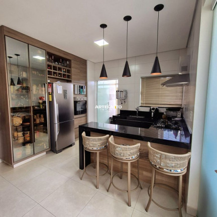 Apartamento com 3 Quartos à Venda, 109 m² em Jardim Três Colinas - Franca