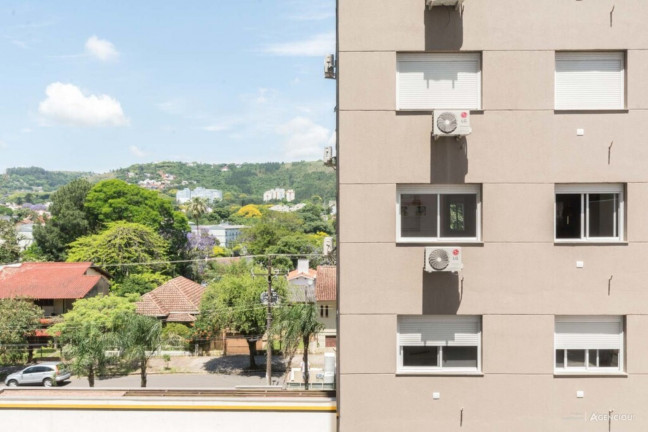 Imagem Imóvel com 2 Quartos à Venda, 62 m² em Teresópolis - Porto Alegre