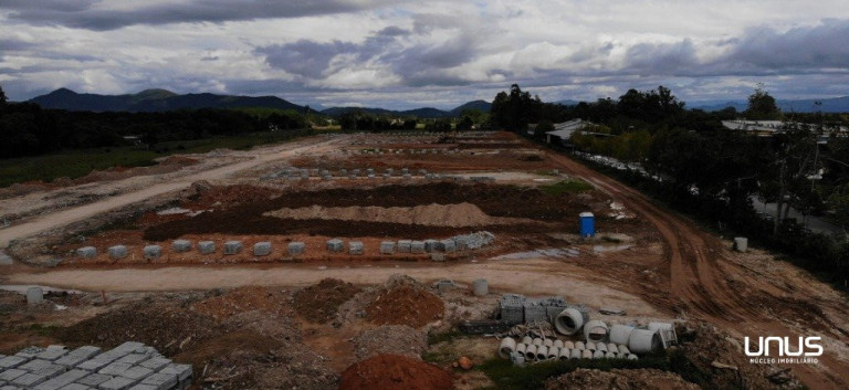 Imagem Terreno à Venda, 382 m² em Canasvieiras - Florianópolis Imagem Terreno à Venda, 382 m² em Canasvieiras - Florianópolis