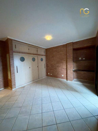 Imagem Imóvel com 4 Quartos à Venda, 238 m² em Tupi - Praia Grande Imagem Imóvel com 4 Quartos à Venda, 238 m² em Tupi - Praia Grande
