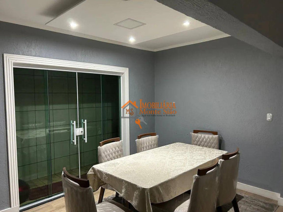 Imagem Sobrado com 3 Quartos à Venda, 352 m² em Jardim Presidente Dutra - Guarulhos Imagem Sobrado com 3 Quartos à Venda, 352 m² em Jardim Presidente Dutra - Guarulhos