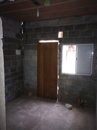 Imagem Casa com 2 Quartos à Venda, 80 m² em Socorro