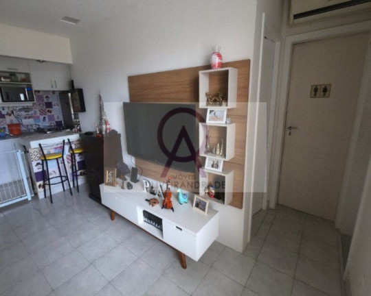 Imagem Imóvel com 2 Quartos à Venda, 45 m² em Garcia - Salvador Imagem Imóvel com 2 Quartos à Venda, 45 m² em Garcia - Salvador