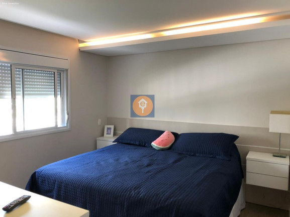 Imagem Apartamento com 3 Quartos à Venda, 155 m²